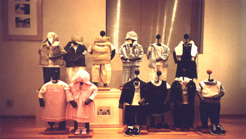 12.jpg (48715 bytes)